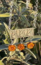 Load image into Gallery viewer, Calavera y flores necklace