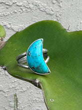 Load image into Gallery viewer, ‘La Luna’ turquoise crescent moon ring size 9.25