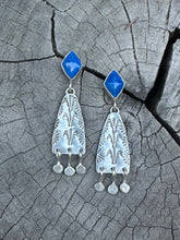 Load image into Gallery viewer, Lapis Lazuli and stamped silver earrings