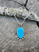 Load image into Gallery viewer, Turquoise Protection Pendant