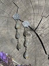 Load image into Gallery viewer, Xóchitl &amp; Labradorite drops post earrings