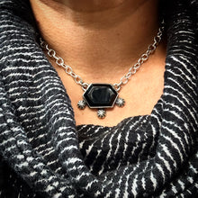 Load image into Gallery viewer, Obsidiana Necklace