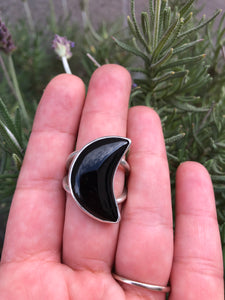 Luna de Obsidiana ring