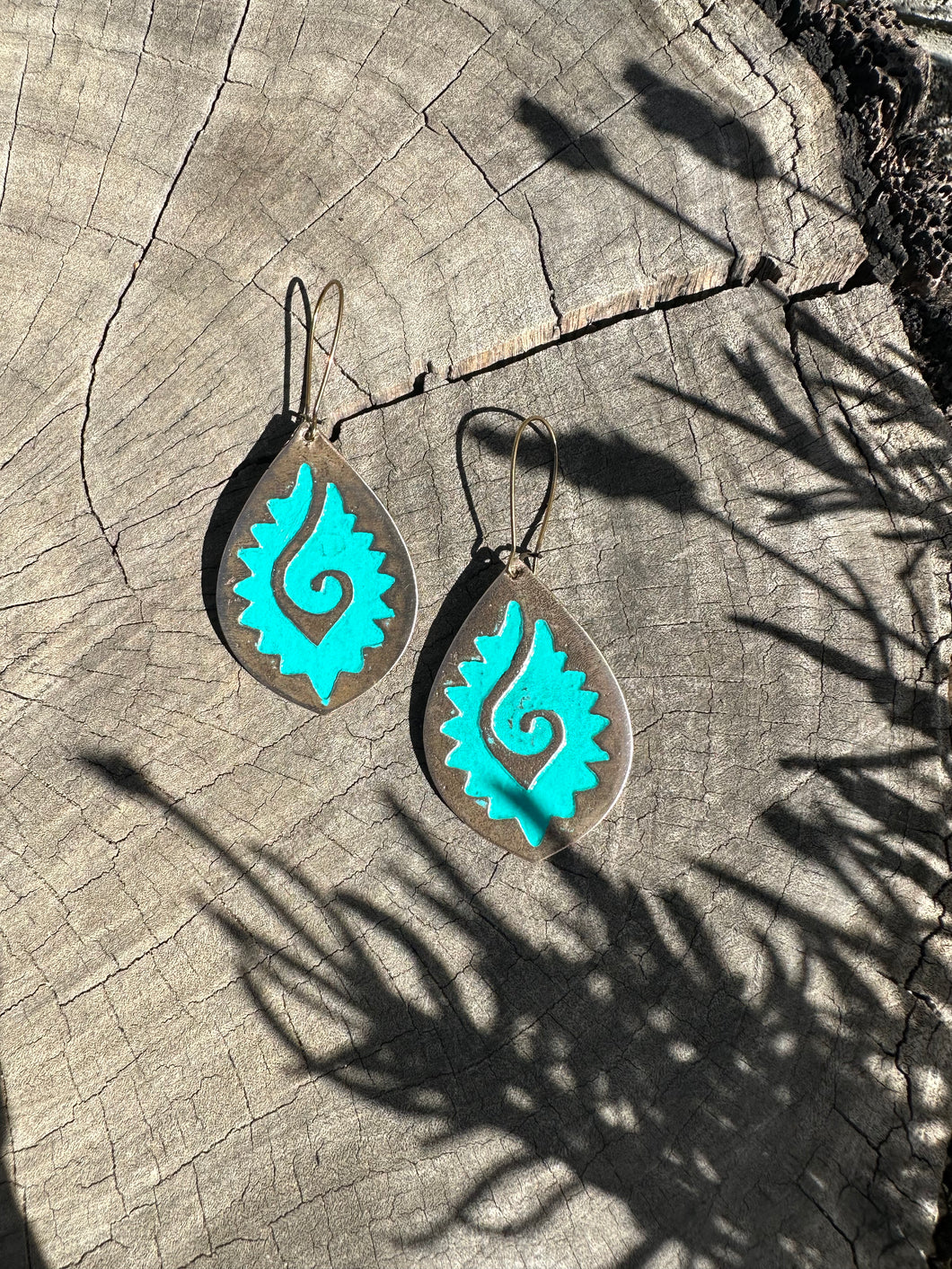 Concha Bronze earrings