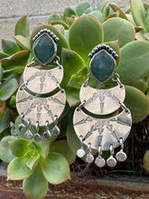 Load image into Gallery viewer, Diosa Poderosa Jade earrings